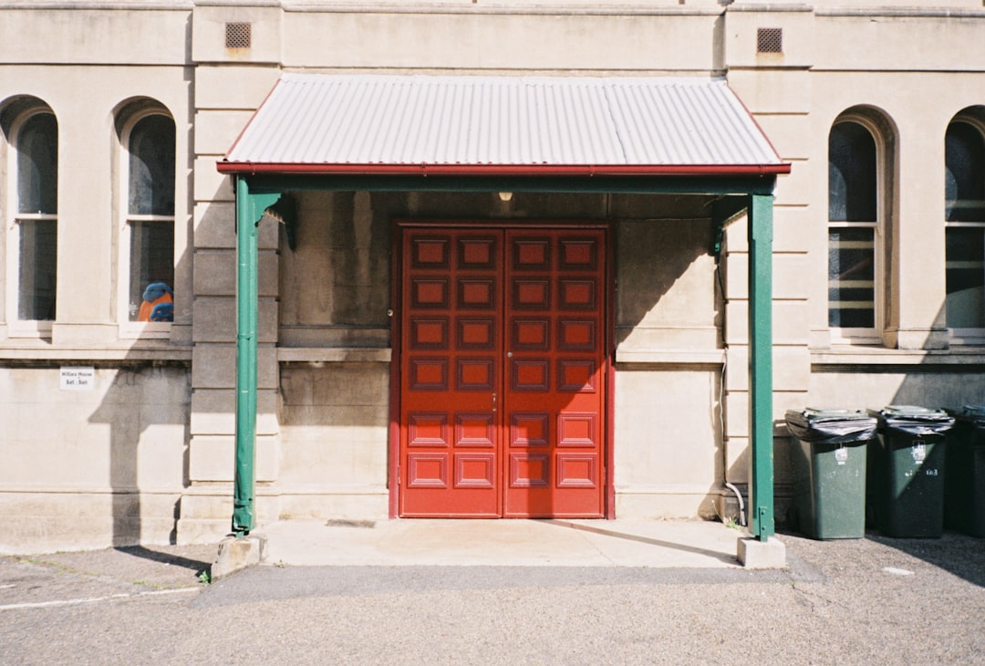 garage door repairs brisbane in Southside Garage Doors